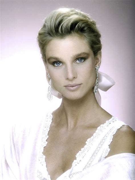 Nicolette Sheridan